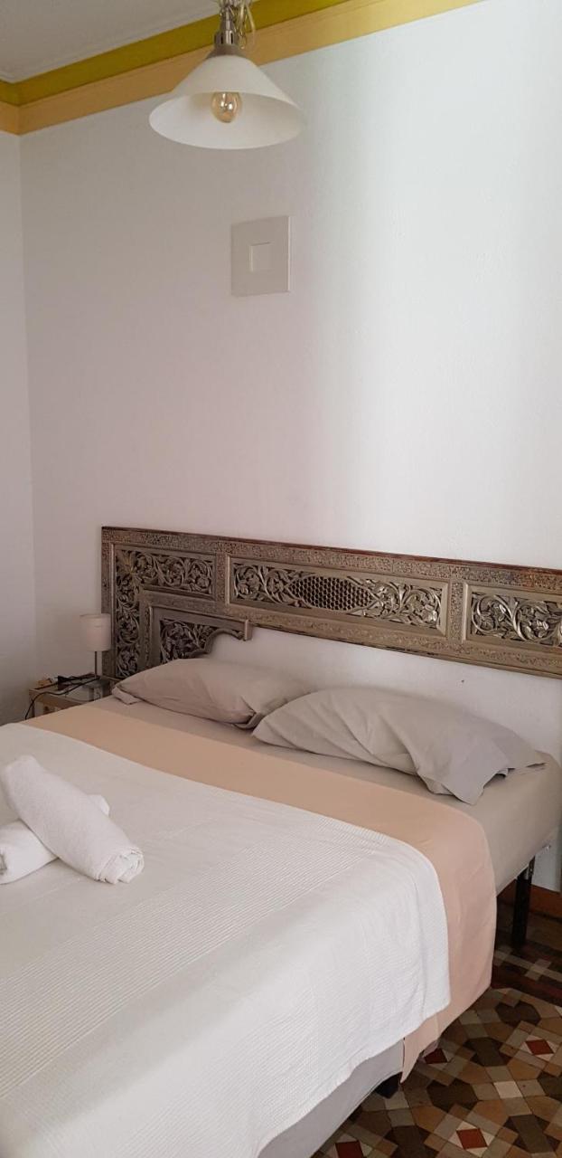 Casa Marisa Hotell Barcelona Eksteriør bilde
